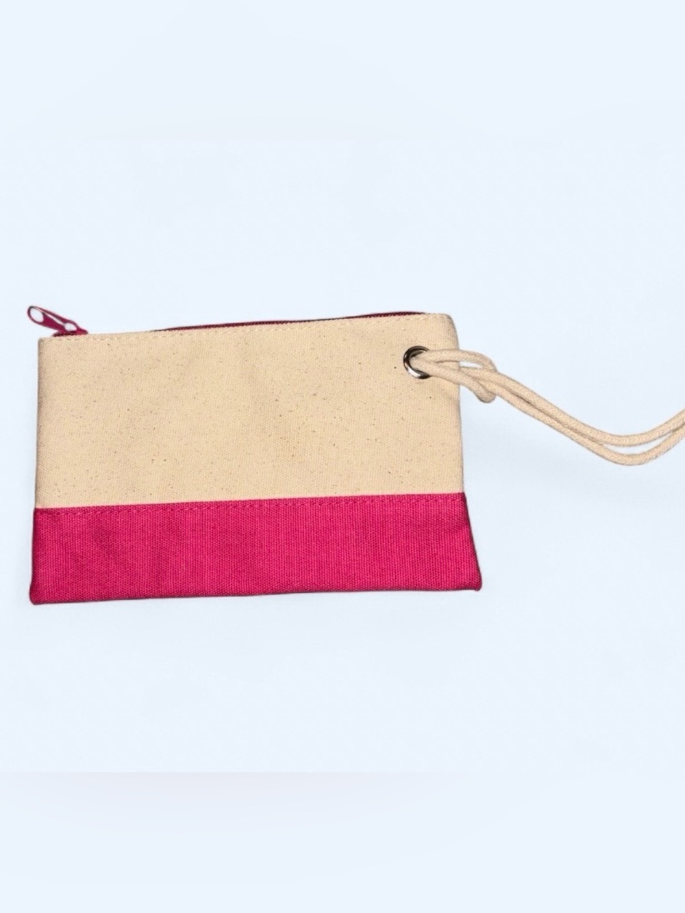 MSC Canvas Wristlet Pouch NWT π Boutique - Picture 4 of 5